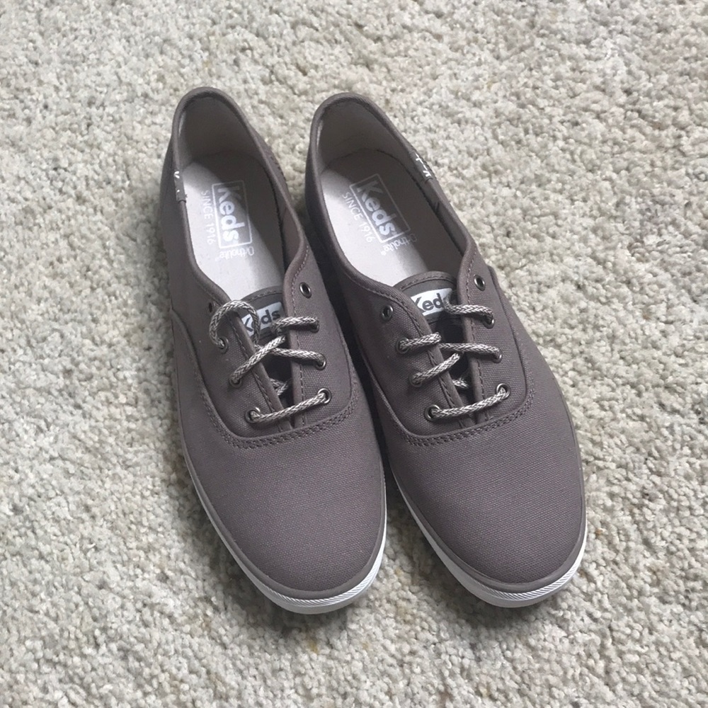 BRAND NEW Keds